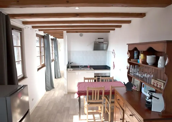 Travel Homes - Tanneur 7, Just Next To Little Venice Apartament *